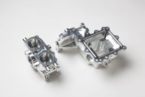 エンジン関連部品