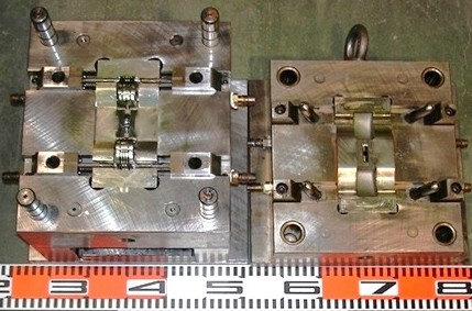 用途・予算に合わせた試作金型提案